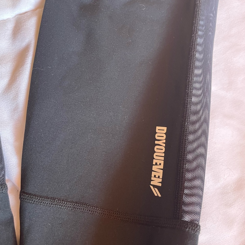 75% Nylon, 25% Spandex skinny leggings
